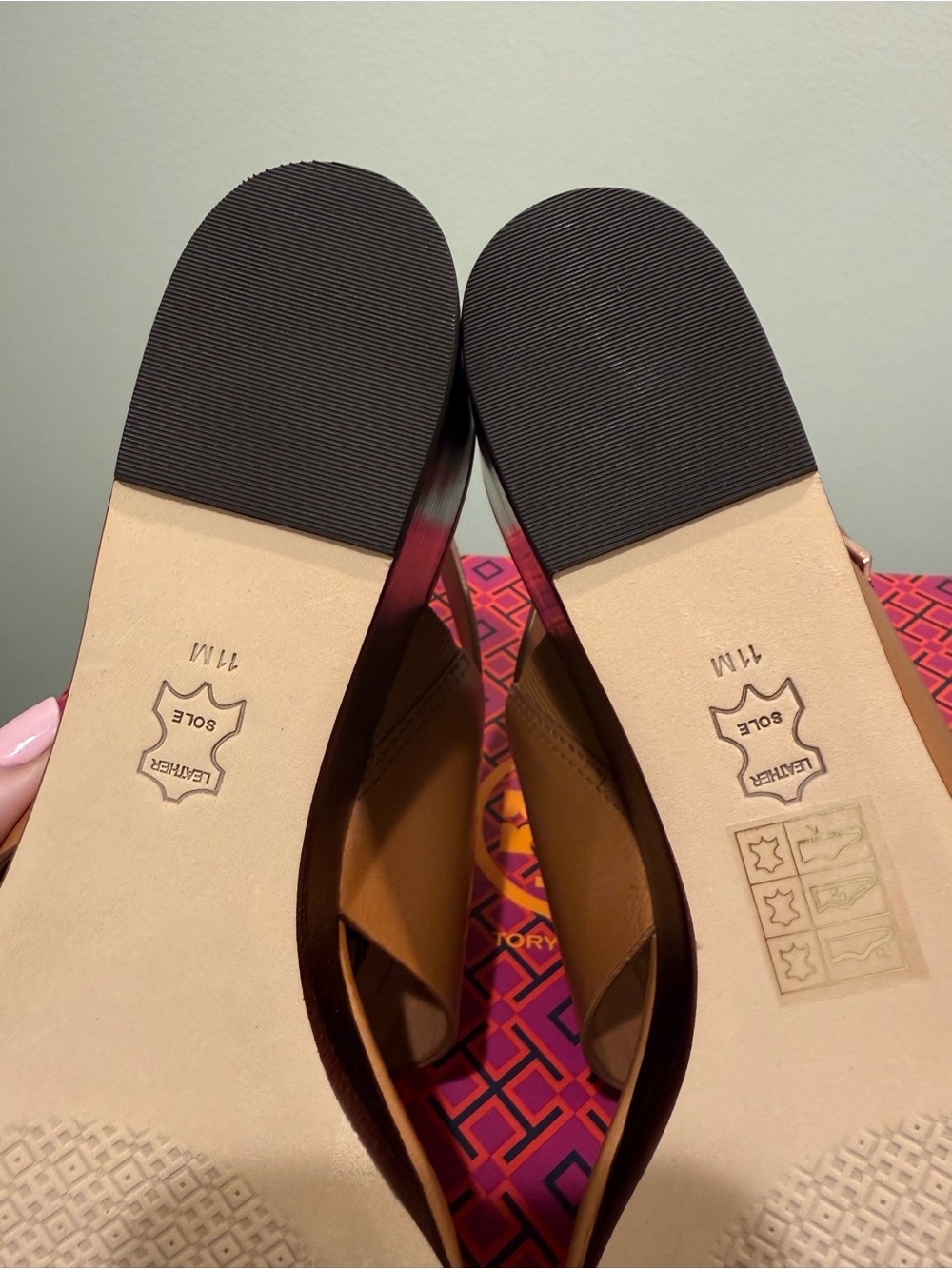 Tory Burch Cognac Leather Wedge Sandals with Logo Medallion - Picture 7 of 8